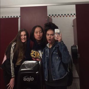 Meet your Posher, Joycey